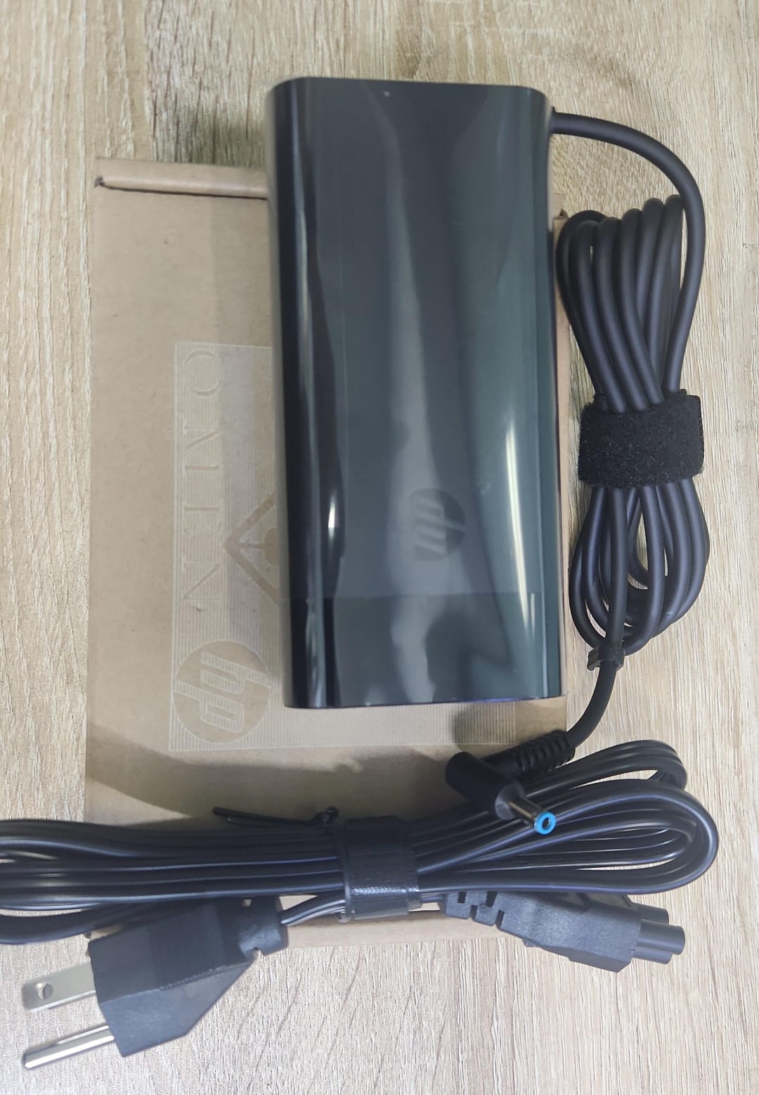 Cargador HP ORIGINAL 19.5v 7.7Aa 150W Punta Azul Cable Corriente